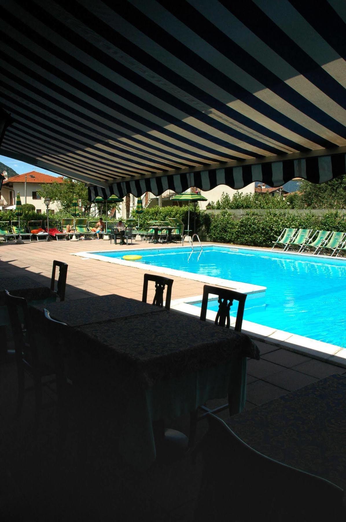 Hotel Sonenga Menaggio Exterior photo